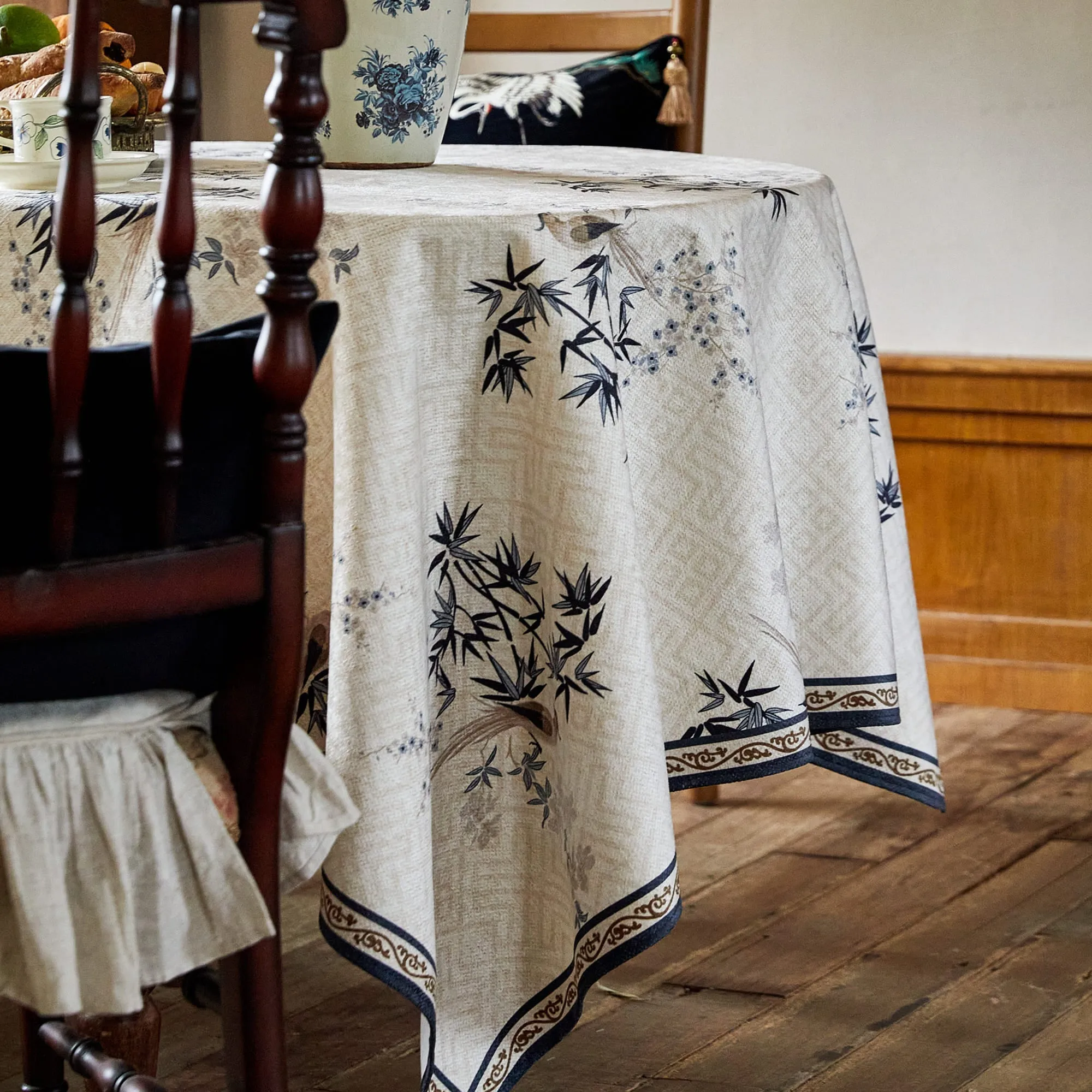 Amelia Classic Bamboo Leaf Printed Tablecloth