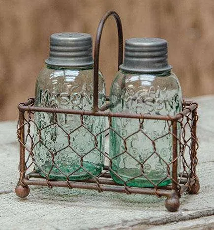 Chicken Wire Caddy W/Shakers