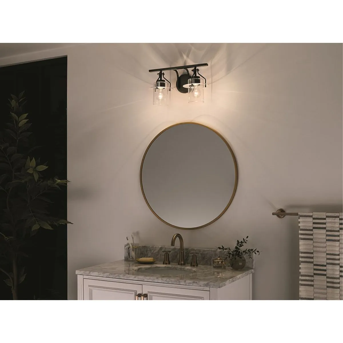 Everett 16 in. 2 Lights Vanity Light Black finish