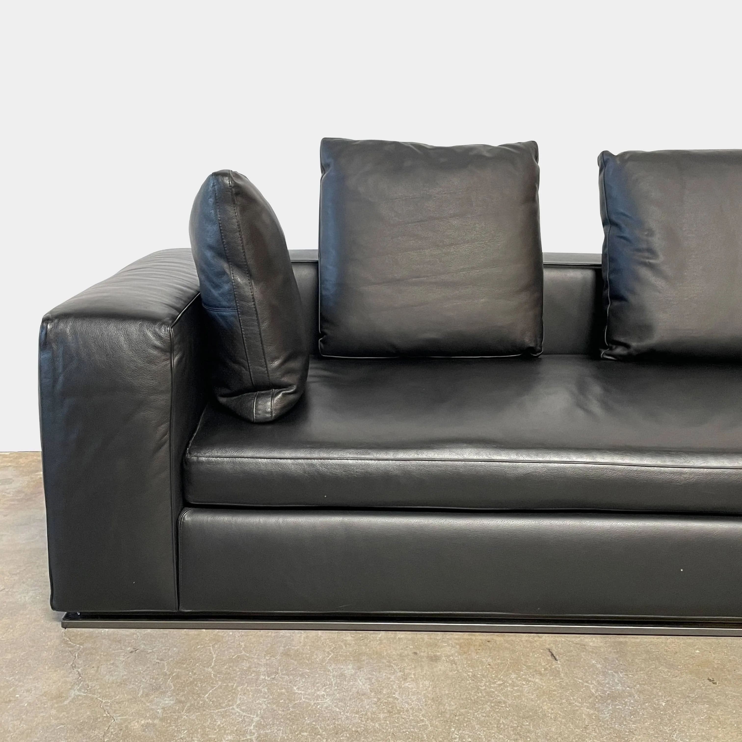 Minotti Hamilton Black Leather Sofa