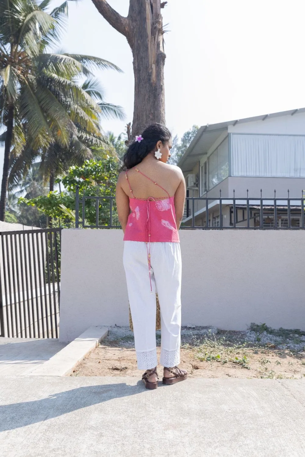 SUN-KISSED SHOULDER TOP