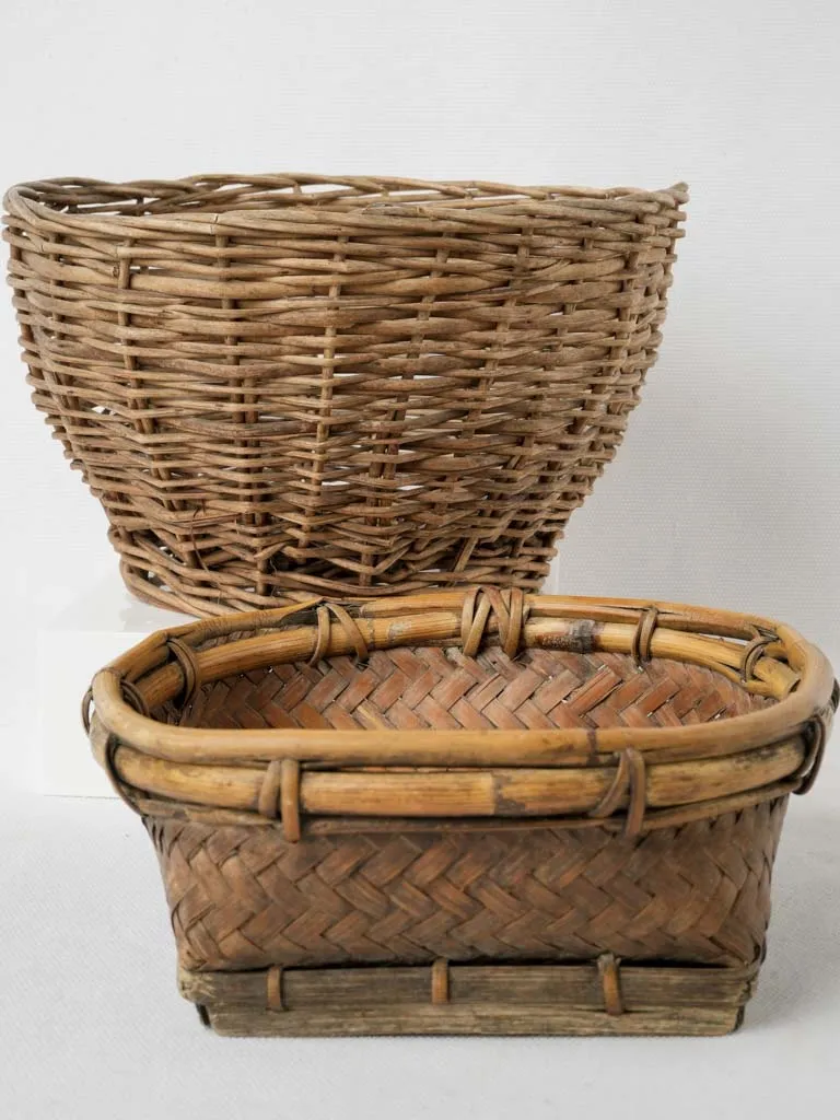 Two petit vintage wicker woven baskets