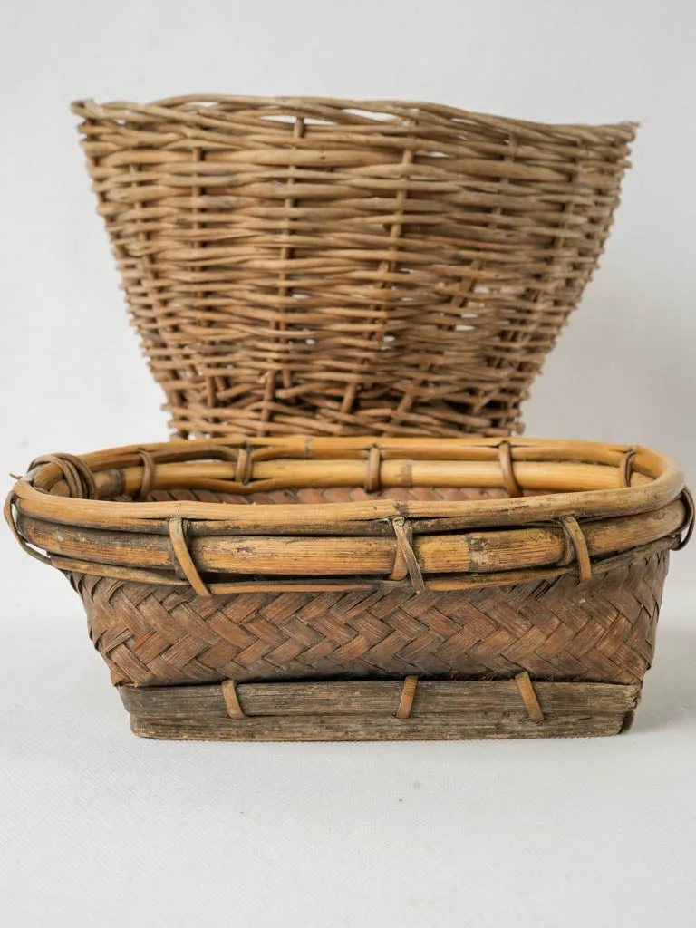 Two petit vintage wicker woven baskets