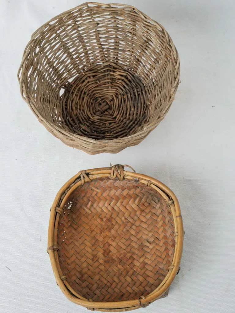 Two petit vintage wicker woven baskets