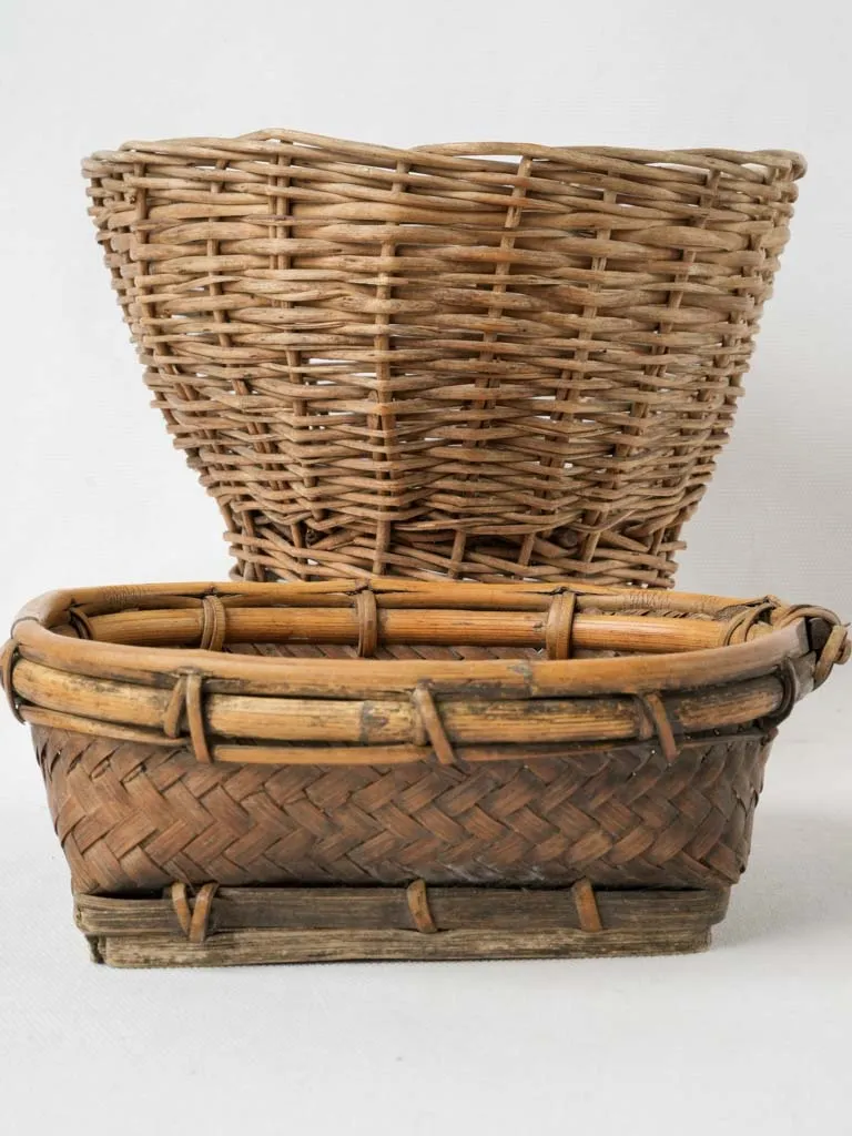 Two petit vintage wicker woven baskets